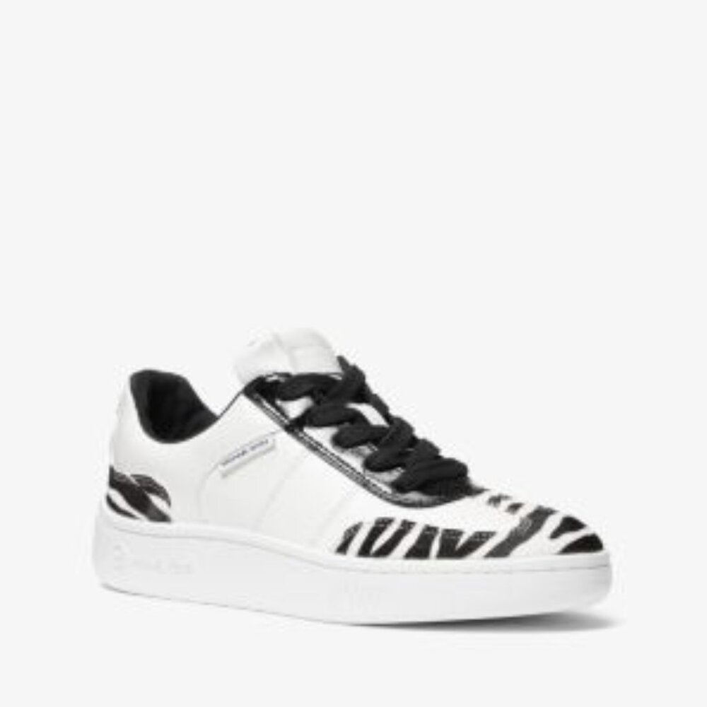 Women’s Kai Mixed-Media Sneak Size 5.5 - Picture 2 of 5